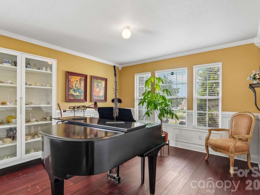 336 Farm Springs Drive, Mount Holly, NC 28120.  MLS# CAR4398014, YatesRealty ID 42711. 