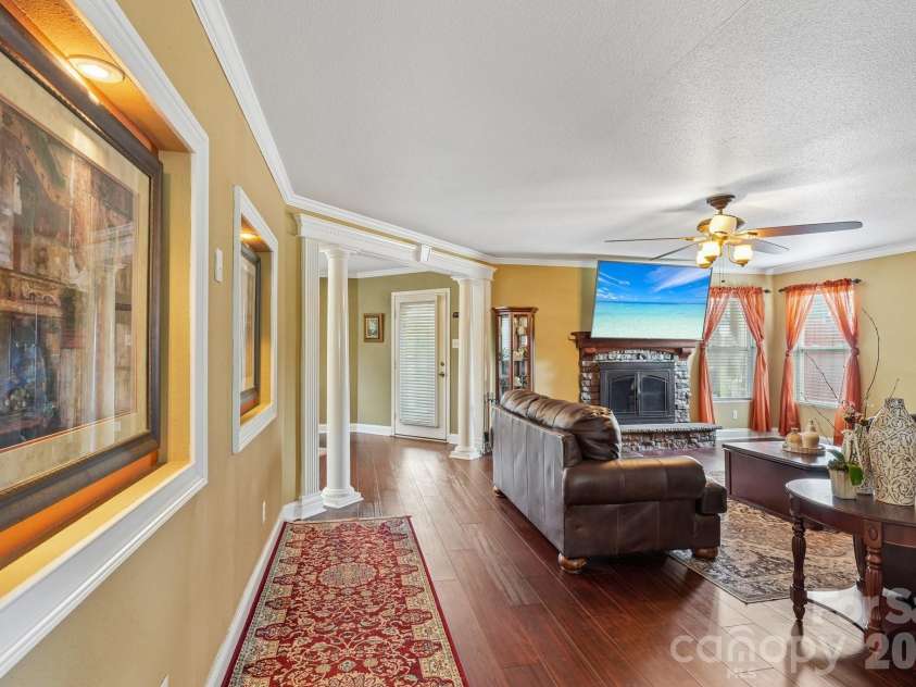 336 Farm Springs Drive, Mount Holly, NC 28120.  MLS# CAR4398014, YatesRealty ID 42711. 