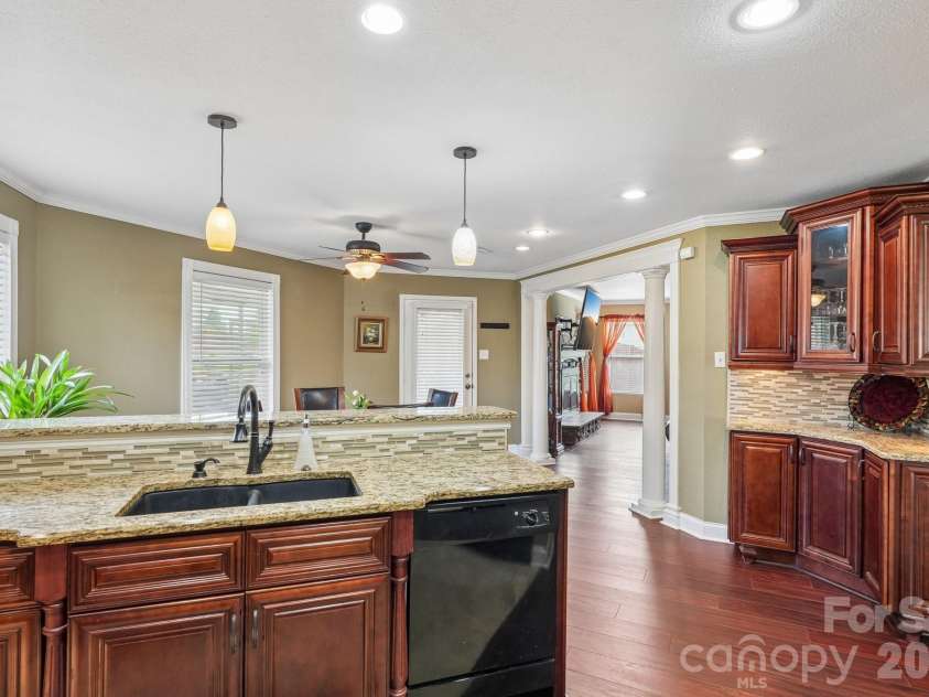 336 Farm Springs Drive, Mount Holly, NC 28120.  MLS# CAR4398014, YatesRealty ID 42711. 