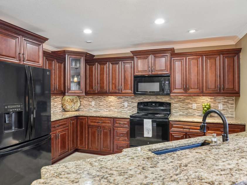 336 Farm Springs Drive, Mount Holly, NC 28120.  MLS# CAR4398014, YatesRealty ID 42711. 