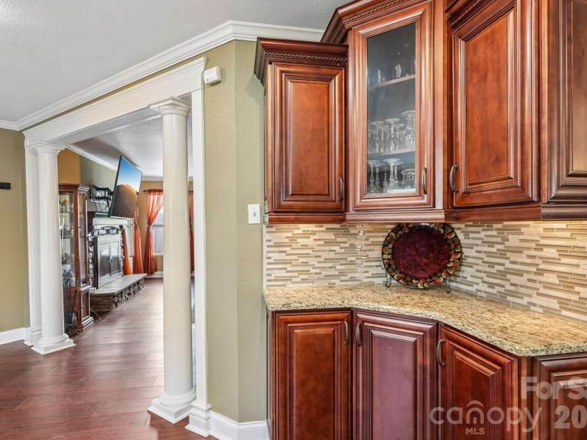 336 Farm Springs Drive, Mount Holly, NC 28120.  MLS# CAR4398014, YatesRealty ID 42711. 