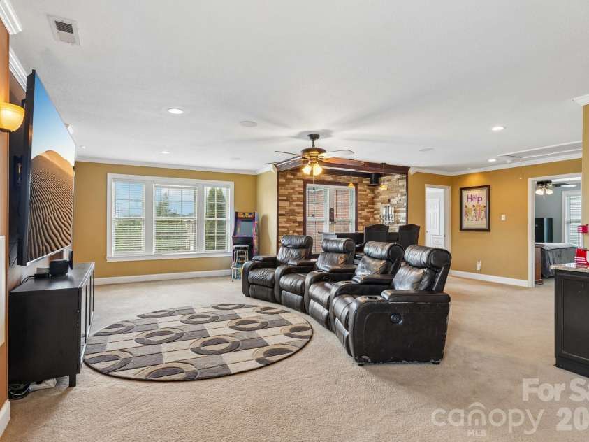 336 Farm Springs Drive, Mount Holly, NC 28120.  MLS# CAR4398014, YatesRealty ID 42711. 
