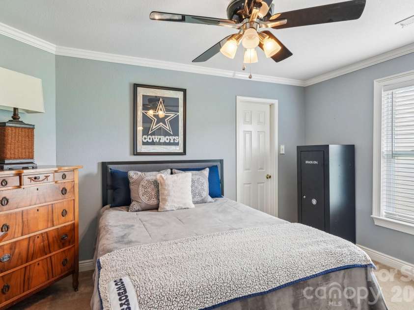 336 Farm Springs Drive, Mount Holly, NC 28120.  MLS# CAR4398014, YatesRealty ID 42711. 