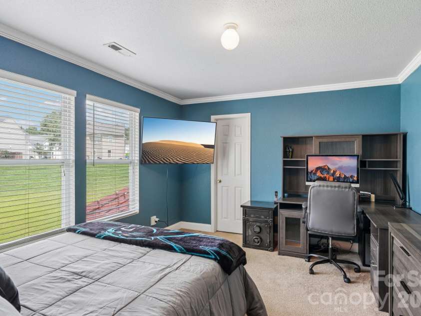 336 Farm Springs Drive, Mount Holly, NC 28120.  MLS# CAR4398014, YatesRealty ID 42711. 