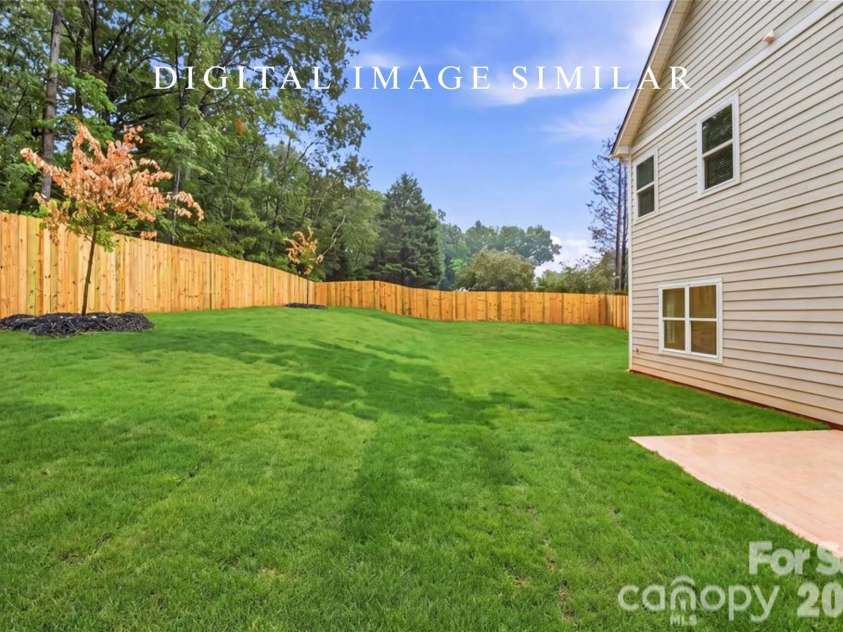 9326 Horseshoe Bend Drive, Charlotte, NC 28215.  MLS# CAR4399590, YatesRealty ID 42712. 