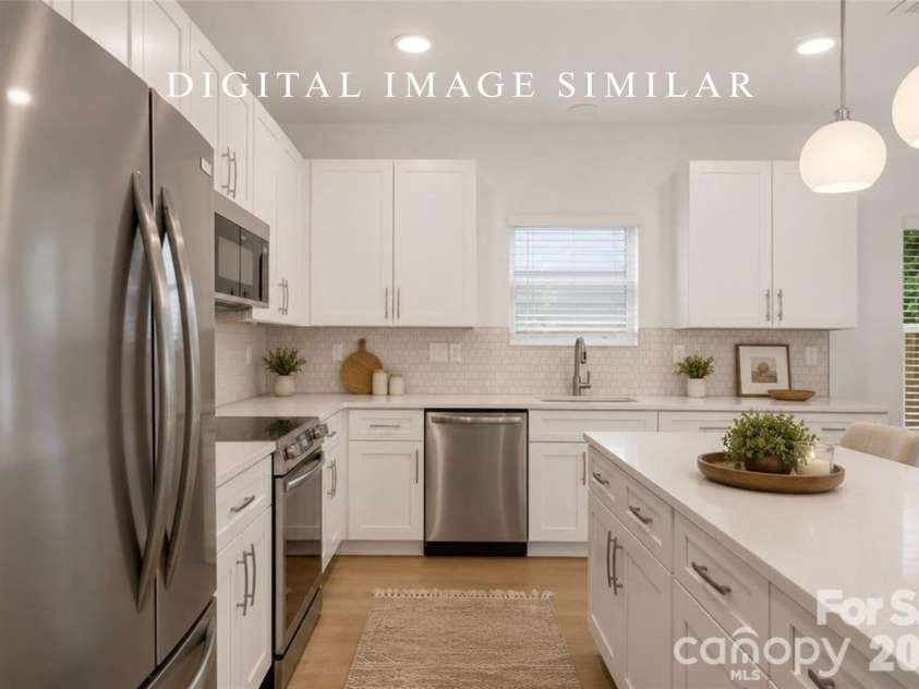 9326 Horseshoe Bend Drive, Charlotte, NC 28215.  MLS# CAR4399590, YatesRealty ID 42712. 