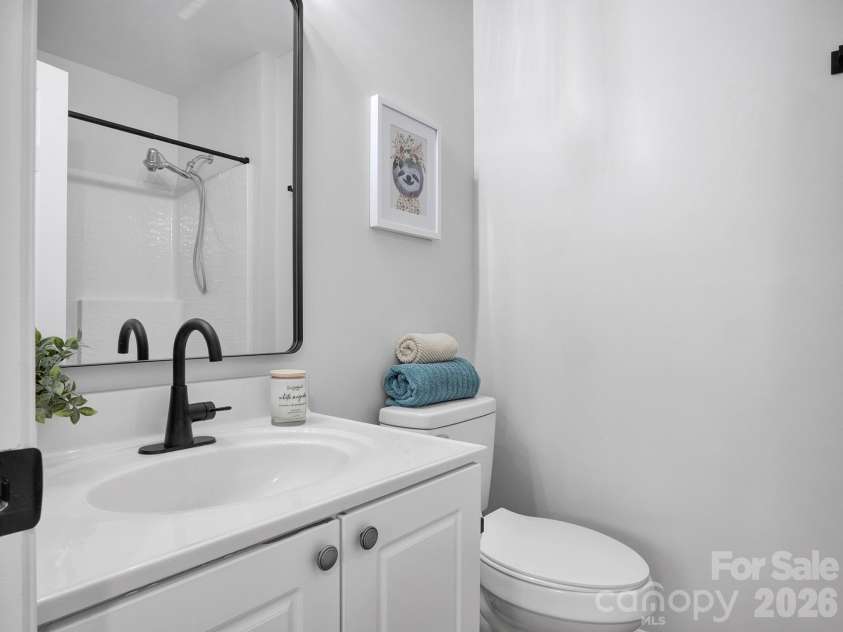 12246 Savannah Garden Drive, Charlotte, NC 28273.  MLS# CAR4411672, YatesRealty ID 42713. 