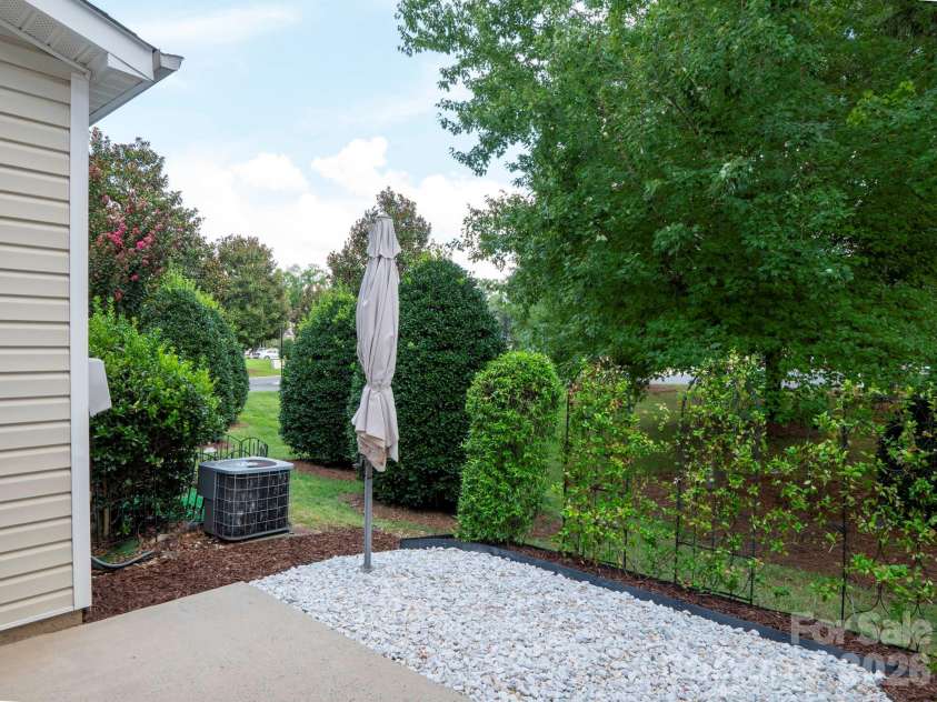 12246 Savannah Garden Drive, Charlotte, NC 28273.  MLS# CAR4411672, YatesRealty ID 42713. 