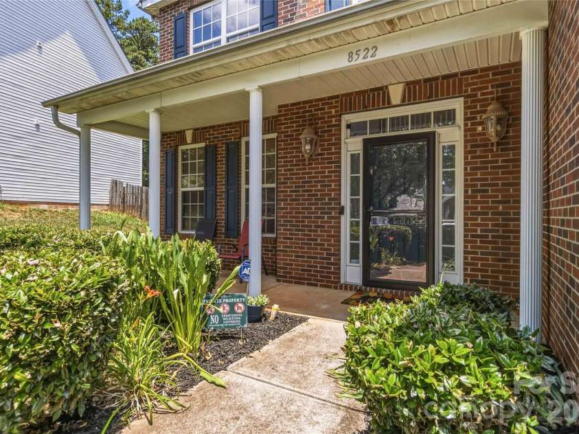 8522 Delamere Lane, Charlotte, NC 28269.  MLS# CAR4402618, YatesRealty ID 42715. 