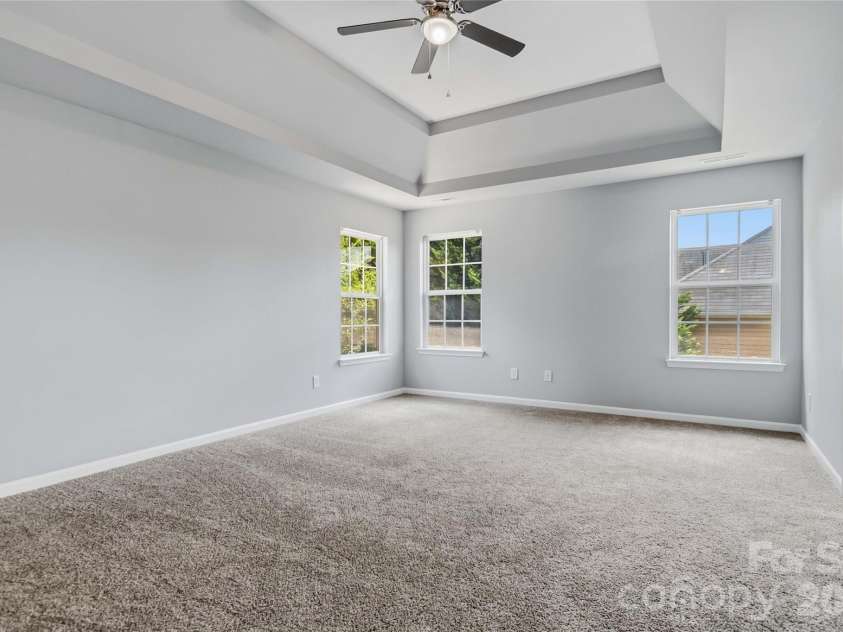 8522 Delamere Lane, Charlotte, NC 28269.  MLS# CAR4402618, YatesRealty ID 42715. 