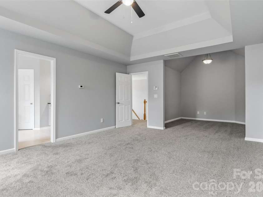 8522 Delamere Lane, Charlotte, NC 28269.  MLS# CAR4402618, YatesRealty ID 42715. 