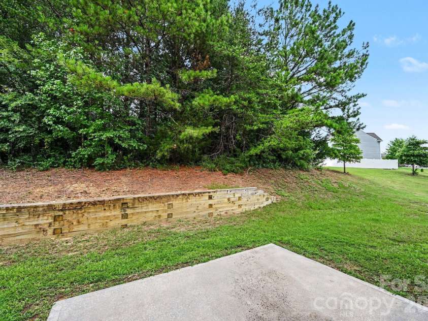 2027 Eddie Massey Lane, Rock Hill, SC 29730.  MLS# CAR4410604, YatesRealty ID 42716. 