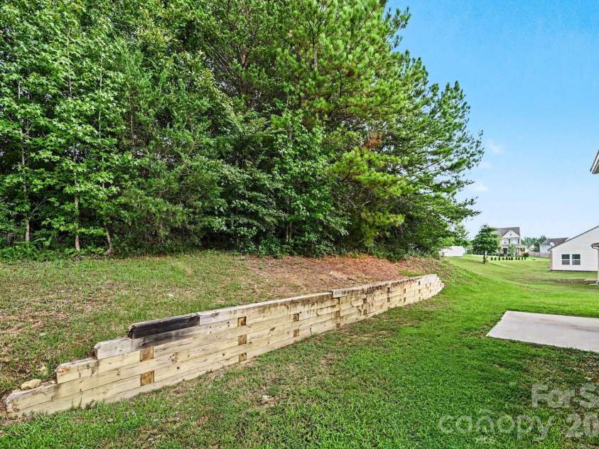2027 Eddie Massey Lane, Rock Hill, SC 29730.  MLS# CAR4410604, YatesRealty ID 42716. 