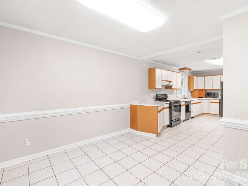 7308 Quail Ridge Drive, Charlotte, NC 28226.  MLS# CAR4405785, YatesRealty ID 42718. 