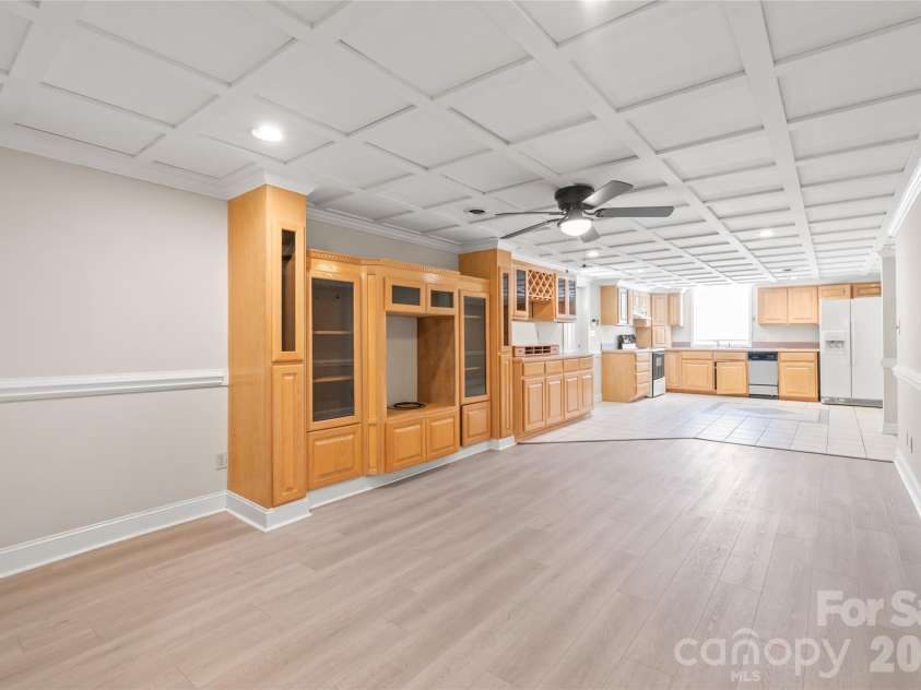 7308 Quail Ridge Drive, Charlotte, NC 28226.  MLS# CAR4405785, YatesRealty ID 42718. 