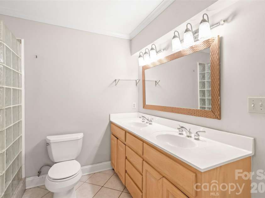 7308 Quail Ridge Drive, Charlotte, NC 28226.  MLS# CAR4405785, YatesRealty ID 42718. 