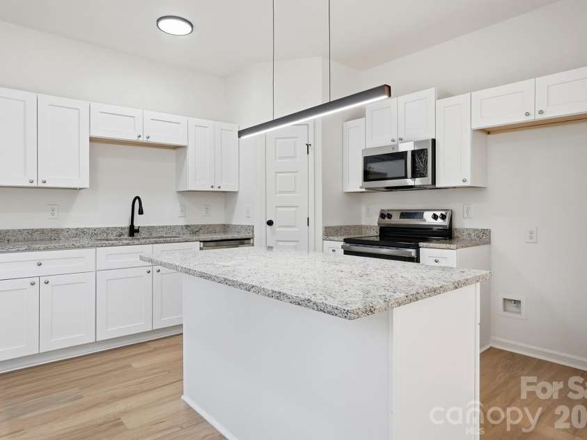 01 Park Drive, Wadesboro, NC 28170.  MLS# CAR4345541, YatesRealty ID 4272. 