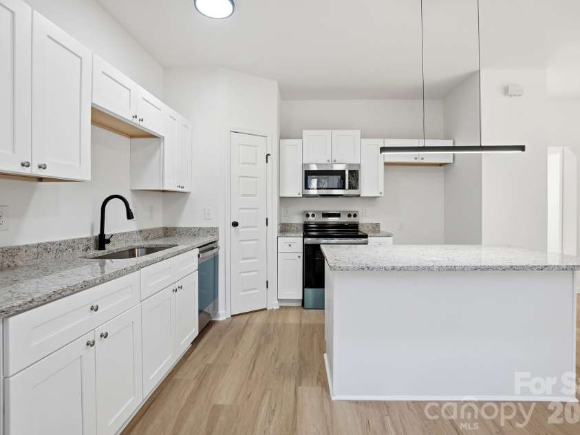 01 Park Drive, Wadesboro, NC 28170.  MLS# CAR4345541, YatesRealty ID 4272. 