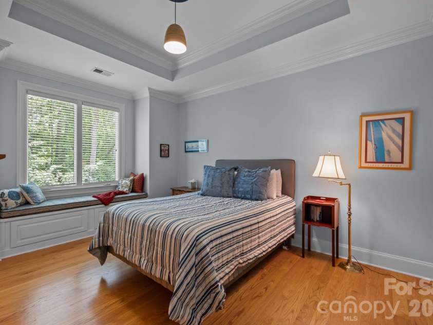 242 Anniston Way, Davidson, NC 28036.  MLS# CAR4319580, YatesRealty ID 4272. 