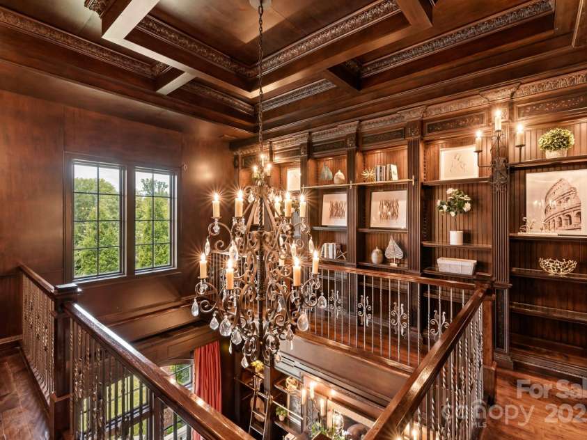423 Oakmont Lane, Waxhaw, NC 28173.  MLS# CAR4177308, YatesRealty ID 4272. Upper level library