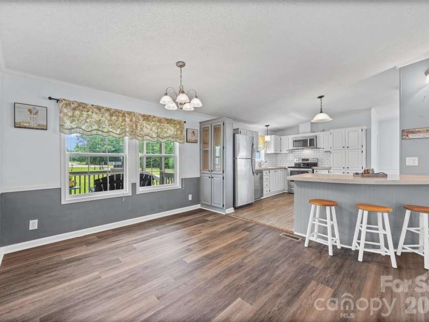 6860 Mandarin Drive, Rock Hill, SC 29732.  MLS# CAR4412258, YatesRealty ID 42721. Dining Area