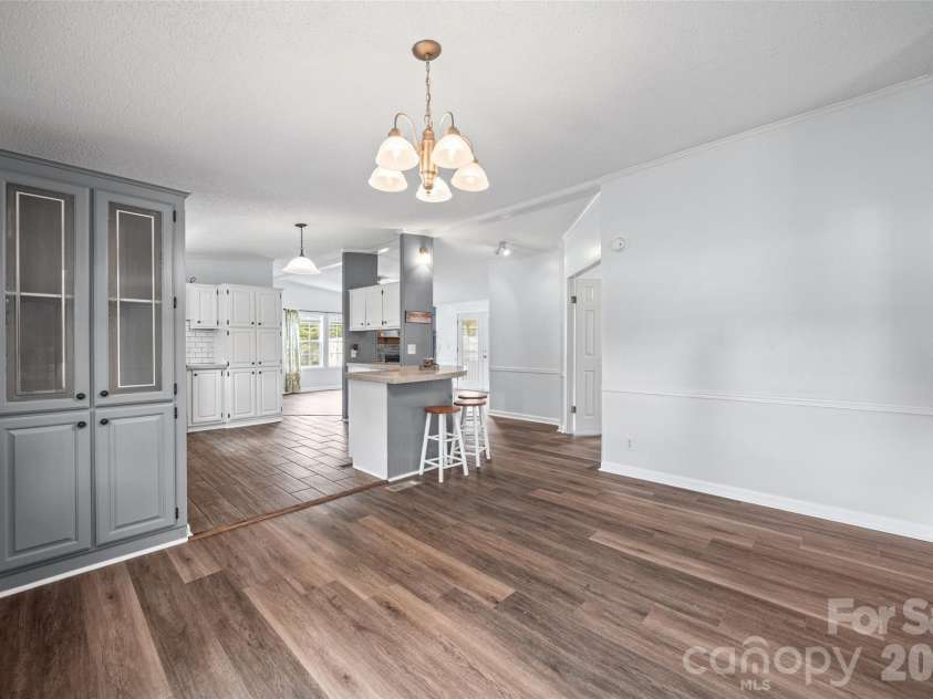 6860 Mandarin Drive, Rock Hill, SC 29732.  MLS# CAR4412258, YatesRealty ID 42721. Dining area with built in