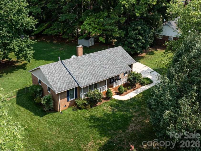 1101 Lightwood Drive, Matthews, NC 28105.  MLS# CAR4406930, YatesRealty ID 42723. 