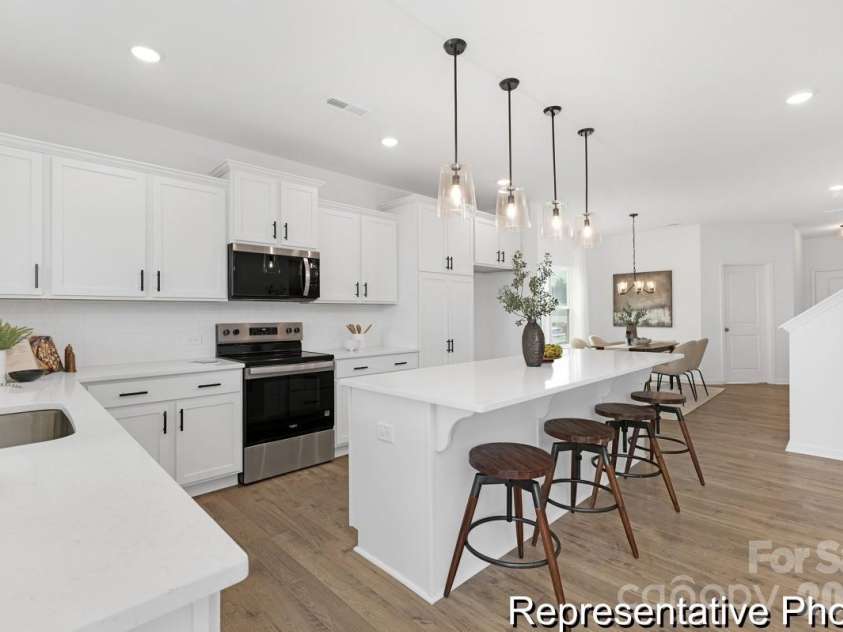 124 Pembroke Way, Albemarle, NC 28001.  MLS# CAR4412953, YatesRealty ID 42725. 