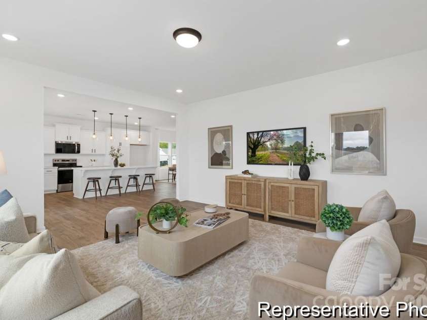 124 Pembroke Way, Albemarle, NC 28001.  MLS# CAR4412953, YatesRealty ID 42725. 