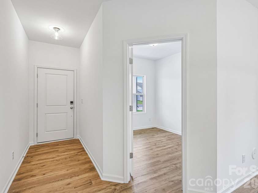 124 Pembroke Way, Albemarle, NC 28001.  MLS# CAR4412953, YatesRealty ID 42725. 