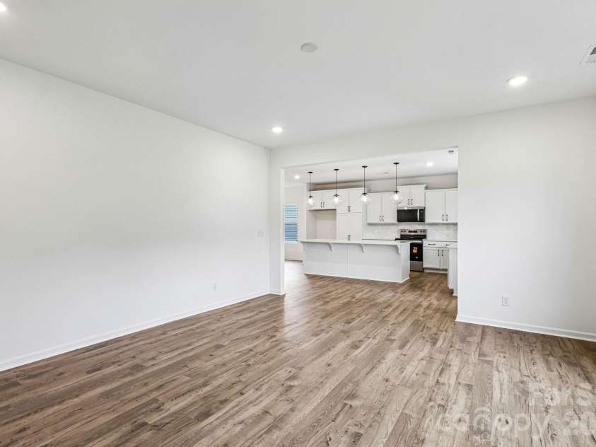 124 Pembroke Way, Albemarle, NC 28001.  MLS# CAR4412953, YatesRealty ID 42725. 