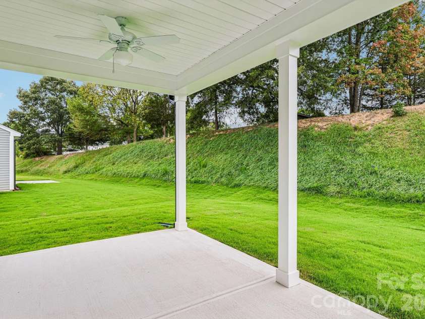 124 Pembroke Way, Albemarle, NC 28001.  MLS# CAR4412953, YatesRealty ID 42725. 