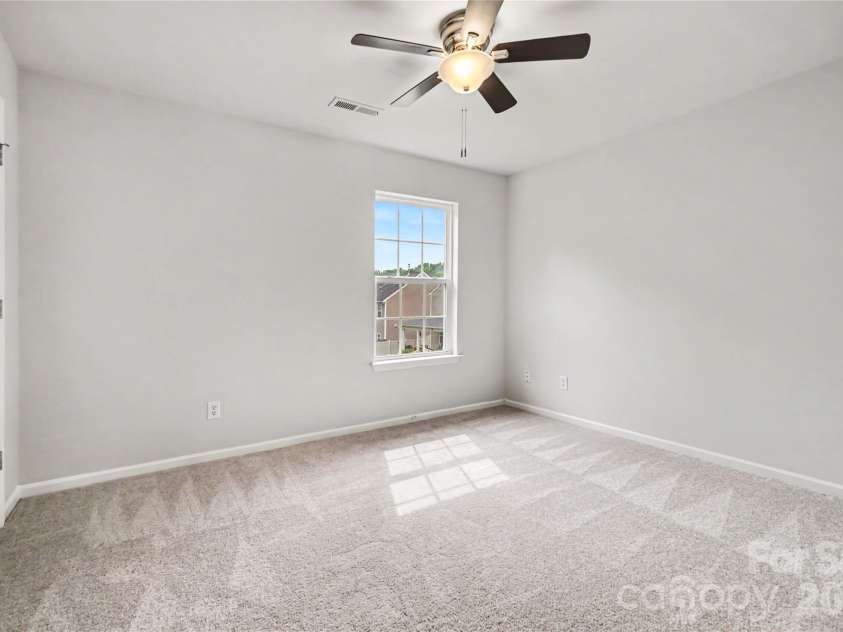 5626 Graypark Drive, Charlotte, NC 28269.  MLS# CAR4398433, YatesRealty ID 42729. 