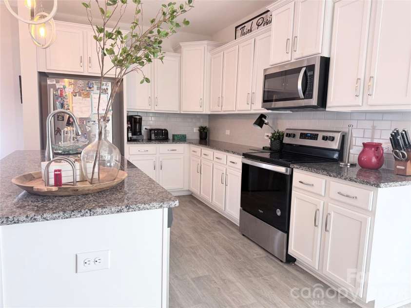 113 Dublin Court, Statesville, NC 28677.  MLS# CAR4345523, YatesRealty ID 4273. 