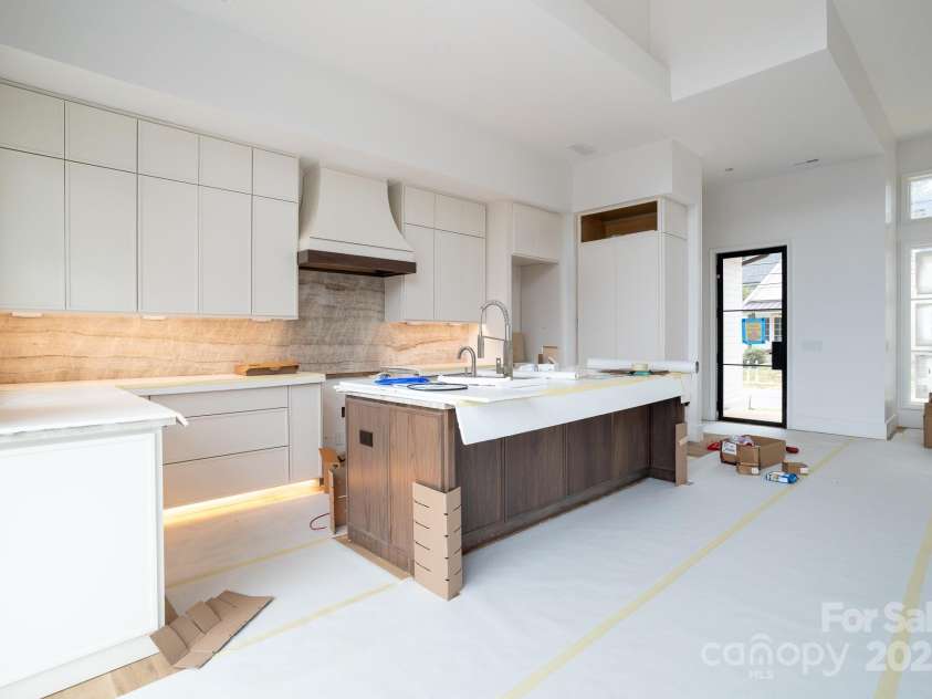 419 South Street, Davidson, NC 28036.  MLS# CAR4183943, YatesRealty ID 4273. 