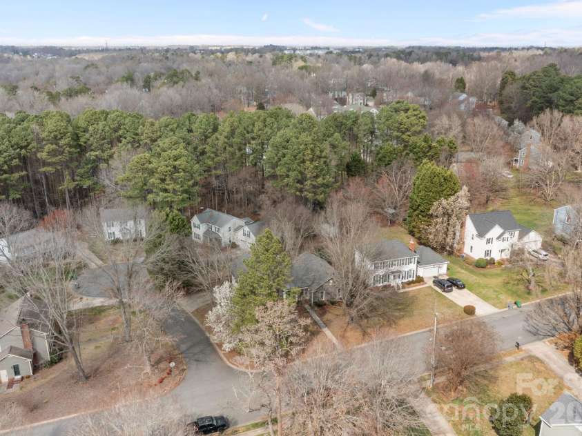 4326 Saxonbury Way, Charlotte, NC 28269.  MLS# CAR4356115, YatesRealty ID 4273. 