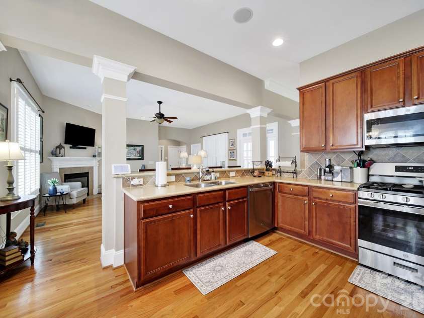 3328 Richards Crossing, Fort Mill, SC 29708.  MLS# CAR4401571, YatesRealty ID 42732. 