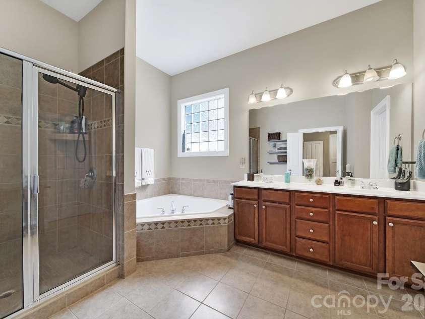 3328 Richards Crossing, Fort Mill, SC 29708.  MLS# CAR4401571, YatesRealty ID 42732. 