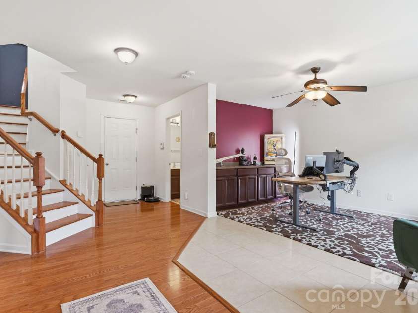 9945 Kings Parade Boulevard, Charlotte, NC 28273.  MLS# CAR4401328, YatesRealty ID 42735. 