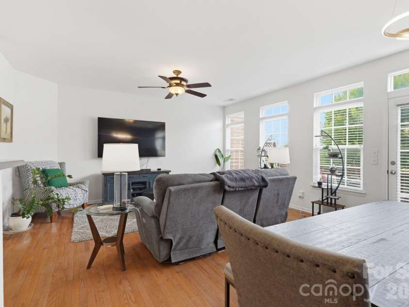 9945 Kings Parade Boulevard, Charlotte, NC 28273.  MLS# CAR4401328, YatesRealty ID 42735. 