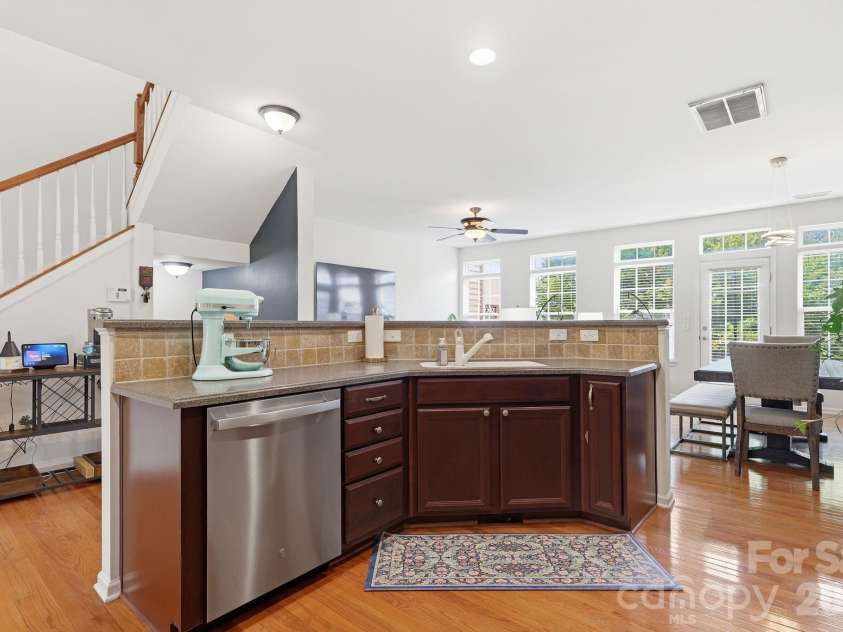 9945 Kings Parade Boulevard, Charlotte, NC 28273.  MLS# CAR4401328, YatesRealty ID 42735. 
