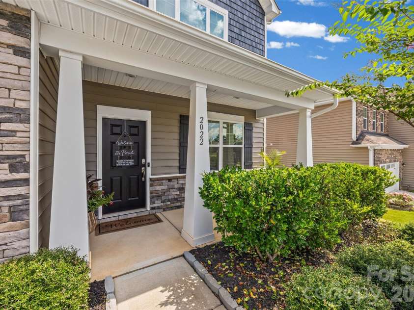 2022 Napa Valley Drive, Waxhaw, NC 28173.  MLS# CAR4417002, YatesRealty ID 42736. 