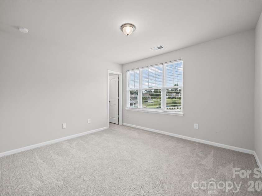 2022 Napa Valley Drive, Waxhaw, NC 28173.  MLS# CAR4417002, YatesRealty ID 42736. 