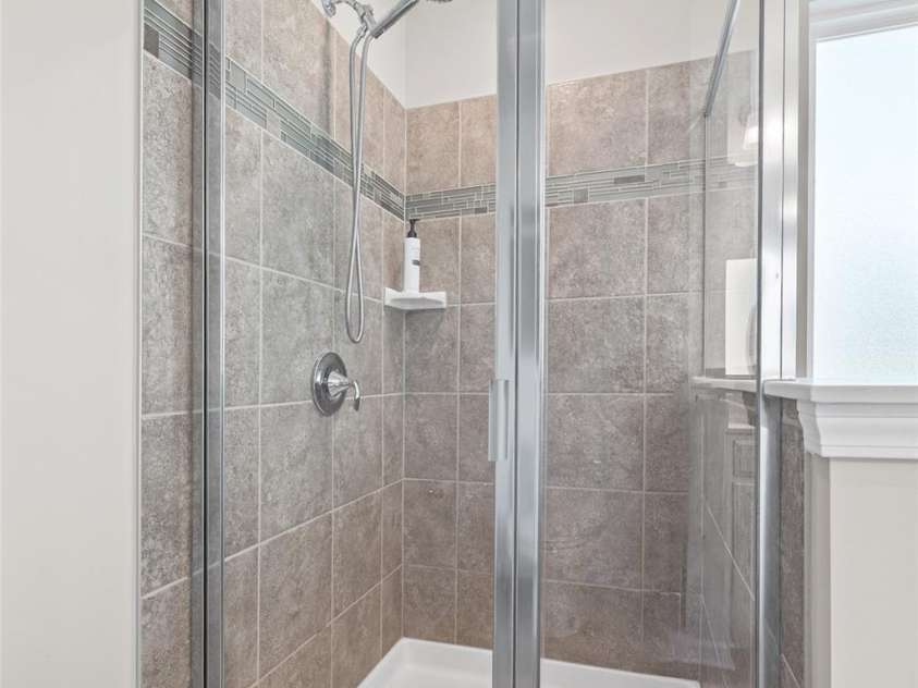 2022 Napa Valley Drive, Waxhaw, NC 28173.  MLS# CAR4417002, YatesRealty ID 42736. 