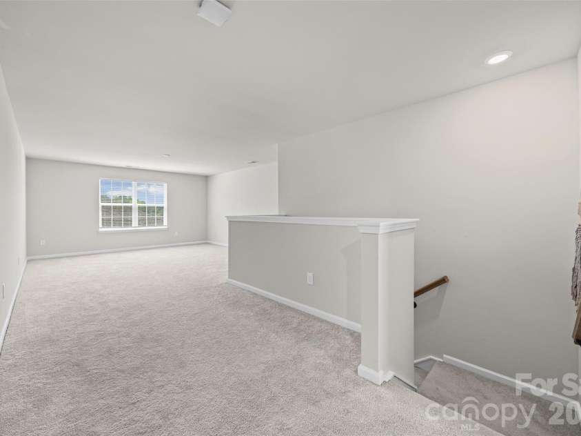 2022 Napa Valley Drive, Waxhaw, NC 28173.  MLS# CAR4417002, YatesRealty ID 42736. 