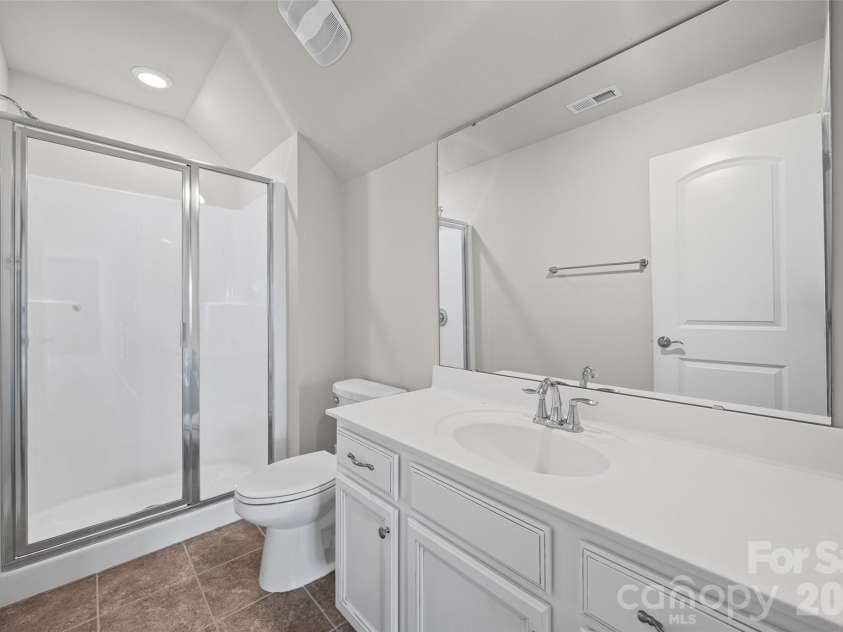 2022 Napa Valley Drive, Waxhaw, NC 28173.  MLS# CAR4417002, YatesRealty ID 42736. 