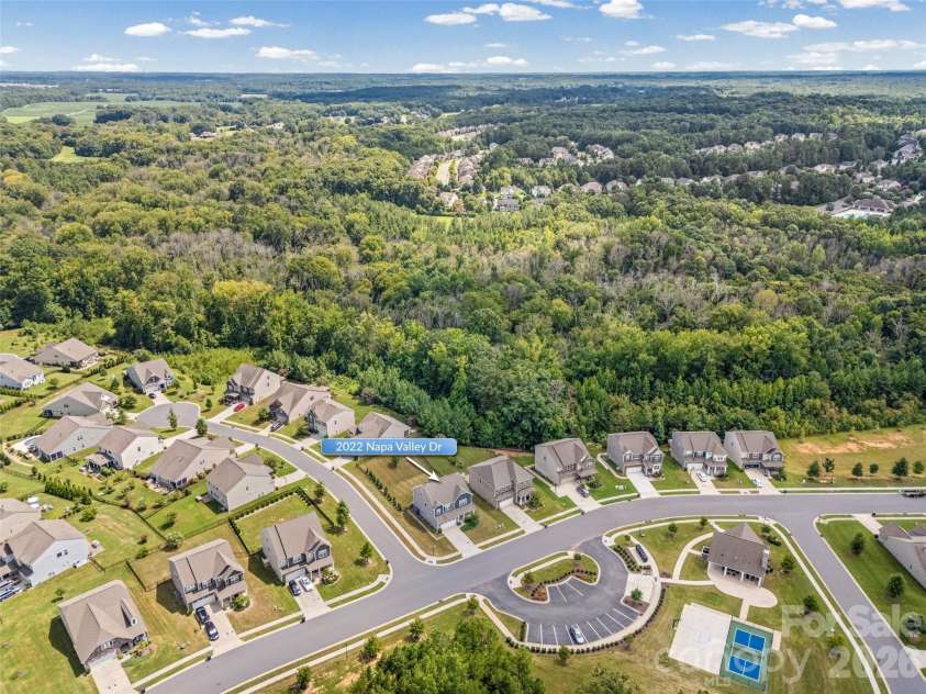 2022 Napa Valley Drive, Waxhaw, NC 28173.  MLS# CAR4417002, YatesRealty ID 42736. 