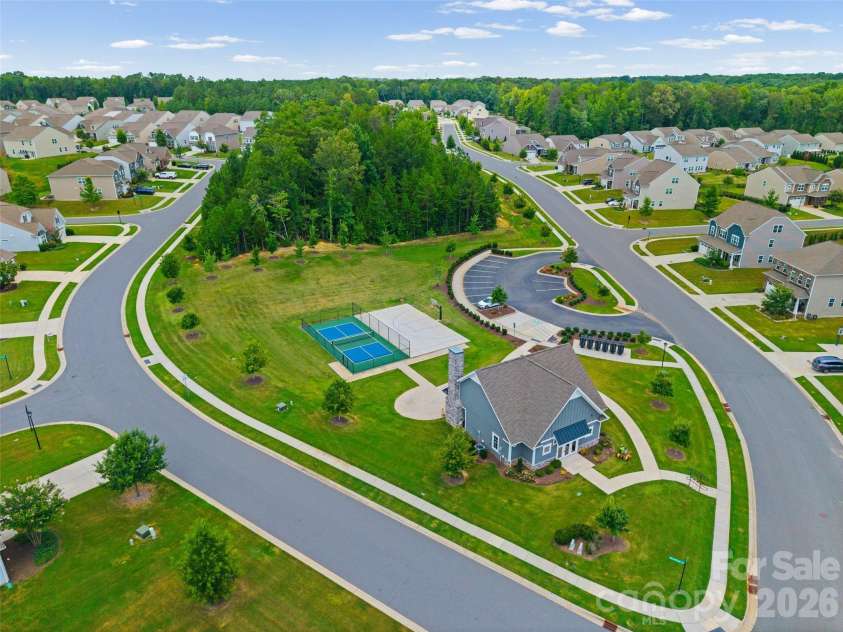 2022 Napa Valley Drive, Waxhaw, NC 28173.  MLS# CAR4417002, YatesRealty ID 42736. 