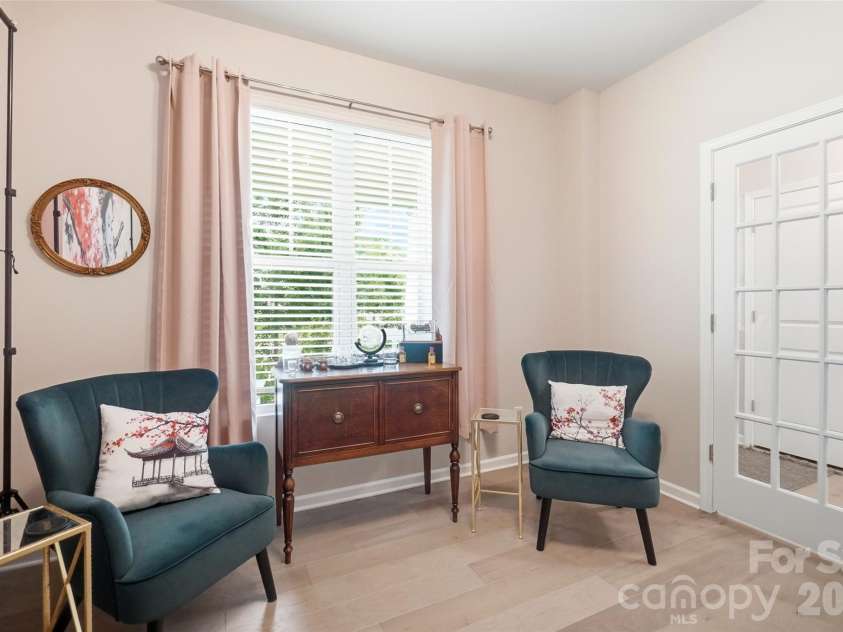 437 Caleb Street, Monroe, NC 28110.  MLS# CAR4407265, YatesRealty ID 42738. Versatile flex space filled with natural light from a large front window.
