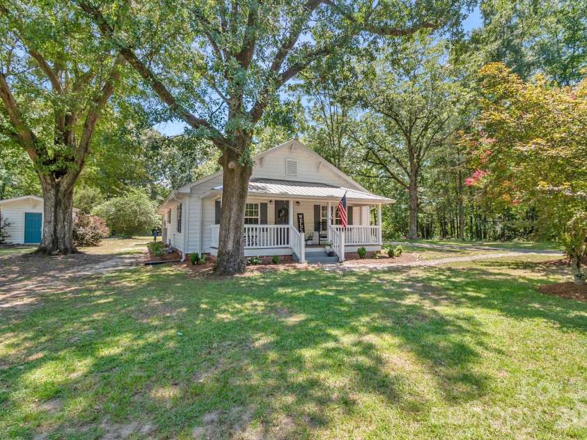 7398 Old Jefferson Highway, Kershaw, SC 29067.  MLS# CAR4410558, YatesRealty ID 42739. 